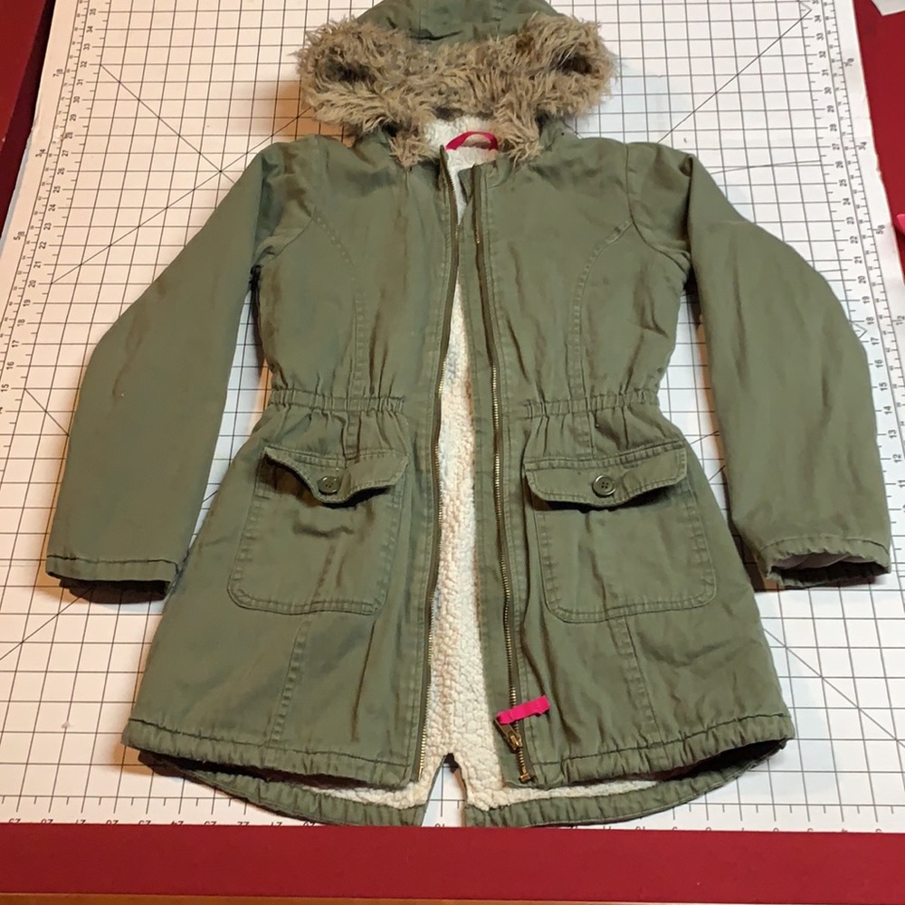 Children’s place canvas/fleece spring jacket!